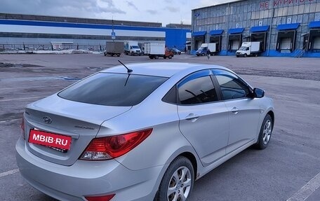 Hyundai Solaris II рестайлинг, 2012 год, 660 000 рублей, 1 фотография