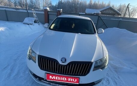 Skoda Superb III рестайлинг, 2013 год, 1 200 000 рублей, 1 фотография