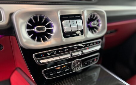 Mercedes-Benz G-Класс AMG, 2022 год, 21 000 000 рублей, 23 фотография