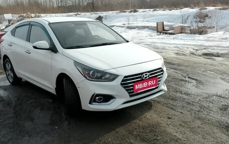 Hyundai Solaris II рестайлинг, 2018 год, 1 250 000 рублей, 4 фотография