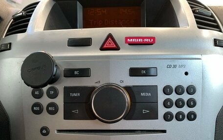 Opel Zafira B, 2012 год, 550 000 рублей, 21 фотография