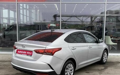 Hyundai Solaris II рестайлинг, 2021 год, 1 575 000 рублей, 8 фотография