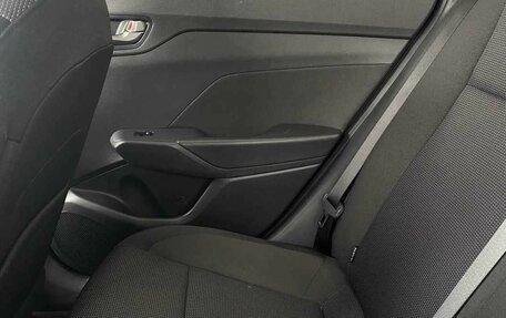 Hyundai Solaris II рестайлинг, 2021 год, 1 575 000 рублей, 22 фотография