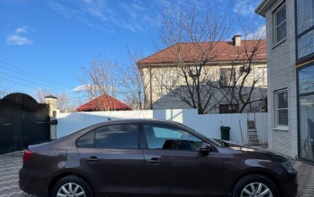 Volkswagen Jetta VI, 2014 год, 1 040 000 рублей, 3 фотография