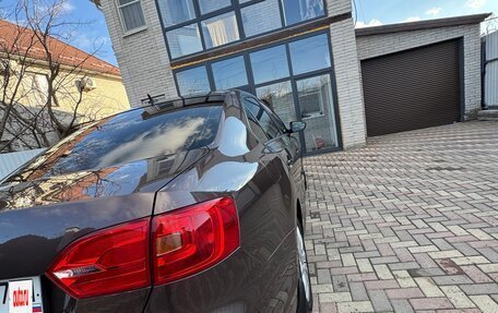 Volkswagen Jetta VI, 2014 год, 1 040 000 рублей, 8 фотография