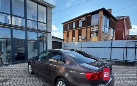 Volkswagen Jetta VI, 2014 год, 1 040 000 рублей, 6 фотография