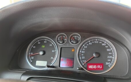 Volkswagen Passat B5+ рестайлинг, 2004 год, 550 000 рублей, 2 фотография