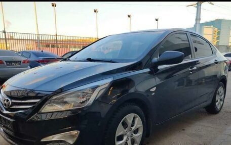 Hyundai Solaris II рестайлинг, 2014 год, 990 000 рублей, 2 фотография
