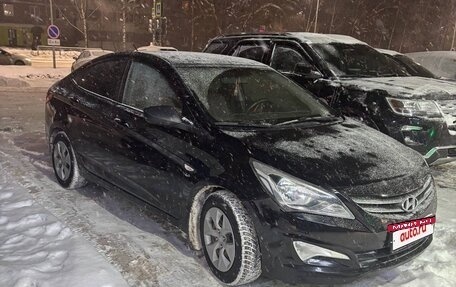 Hyundai Solaris II рестайлинг, 2014 год, 990 000 рублей, 4 фотография