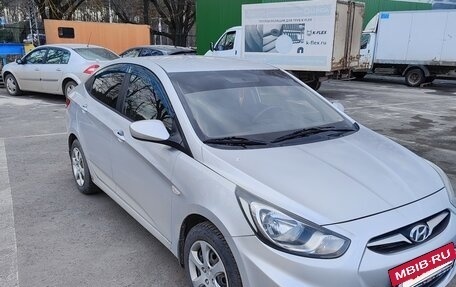 Hyundai Solaris II рестайлинг, 2012 год, 660 000 рублей, 2 фотография
