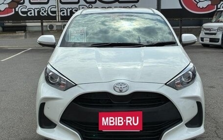 Toyota Yaris, 2021 год, 1 120 000 рублей, 2 фотография