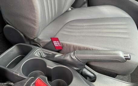 Toyota Yaris, 2021 год, 1 120 000 рублей, 13 фотография