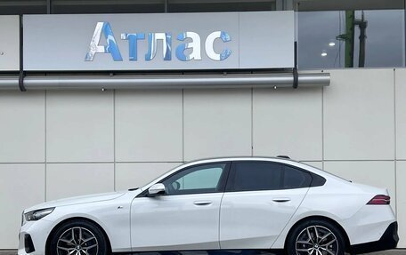 BMW 5 серия, 2023 год, 7 500 000 рублей, 3 фотография