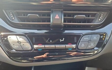 Toyota C-HR I рестайлинг, 2021 год, 1 827 000 рублей, 12 фотография