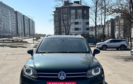Volkswagen Touareg III, 2011 год, 2 500 000 рублей, 8 фотография
