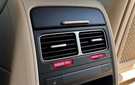 Volkswagen Touareg III, 2011 год, 2 500 000 рублей, 20 фотография