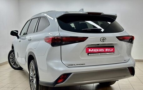 Toyota Highlander, 2025 год, 6 000 000 рублей, 4 фотография