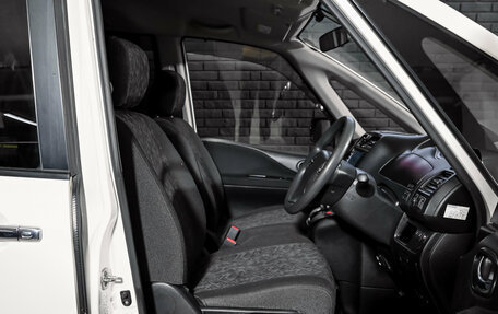 Nissan Serena IV, 2012 год, 1 350 000 рублей, 10 фотография