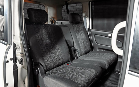 Nissan Serena IV, 2012 год, 1 350 000 рублей, 18 фотография