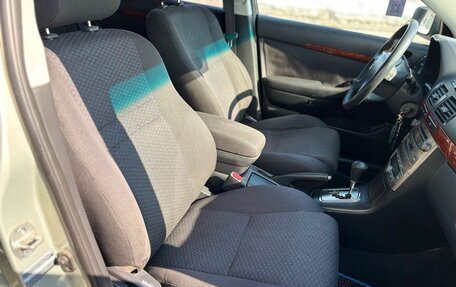 Toyota Avensis III рестайлинг, 2005 год, 700 000 рублей, 17 фотография