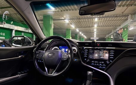 Toyota Camry, 2021 год, 3 650 000 рублей, 16 фотография