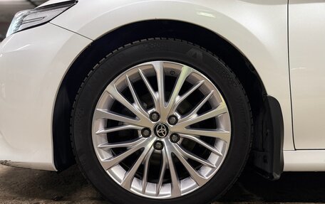 Toyota Camry, 2021 год, 3 650 000 рублей, 11 фотография