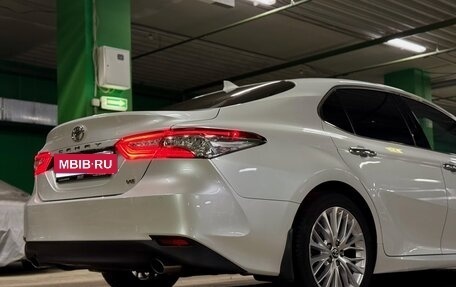 Toyota Camry, 2021 год, 3 650 000 рублей, 9 фотография