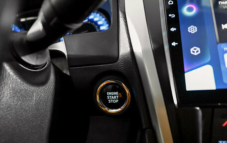 Toyota Camry, 2016 год, 2 300 000 рублей, 15 фотография