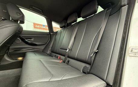 BMW 3 серия, 2018 год, 2 100 000 рублей, 19 фотография