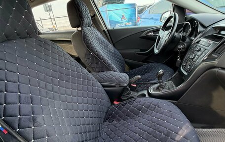 Opel Astra J, 2014 год, 725 000 рублей, 17 фотография