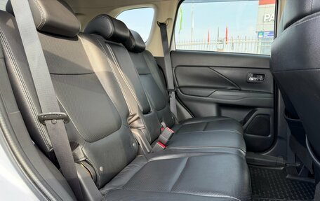 Mitsubishi Outlander III рестайлинг 3, 2016 год, 1 550 000 рублей, 19 фотография