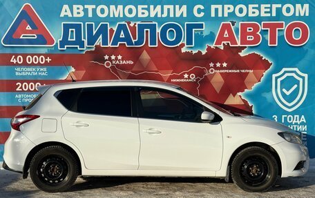 Nissan Tiida, 2015 год, 890 000 рублей, 2 фотография