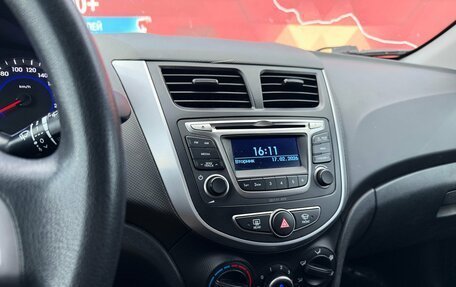 Hyundai Solaris II рестайлинг, 2016 год, 730 000 рублей, 14 фотография