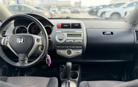 Honda Jazz I рестайлинг, 2006 год, 620 000 рублей, 19 фотография