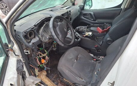 Peugeot Partner II рестайлинг 2, 2012 год, 350 000 рублей, 5 фотография