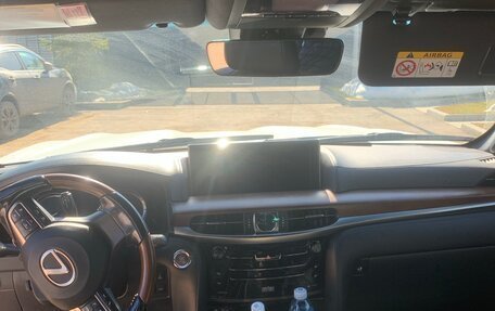 Lexus LX III, 2017 год, 5 700 000 рублей, 12 фотография