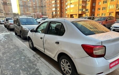 Renault Logan II, 2018 год, 420 000 рублей, 3 фотография