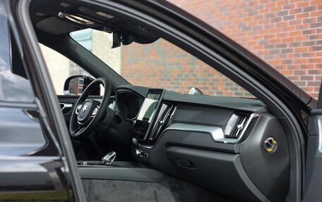 Volvo XC60 II, 2025 год, 6 970 000 рублей, 13 фотография