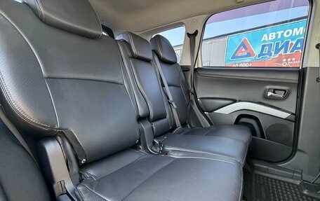 Mitsubishi Outlander III рестайлинг 3, 2010 год, 1 100 000 рублей, 17 фотография