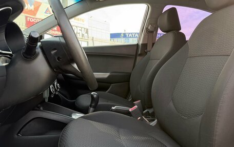 KIA Rio III рестайлинг, 2014 год, 845 000 рублей, 17 фотография