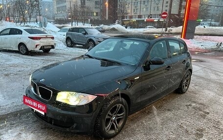 BMW 1 серия, 2009 год, 630 000 рублей, 2 фотография