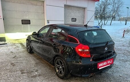 BMW 1 серия, 2009 год, 630 000 рублей, 4 фотография