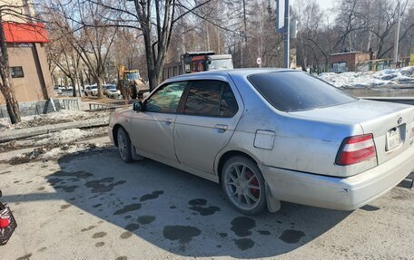 Nissan Bluebird XI, 2001 год, 250 000 рублей, 6 фотография