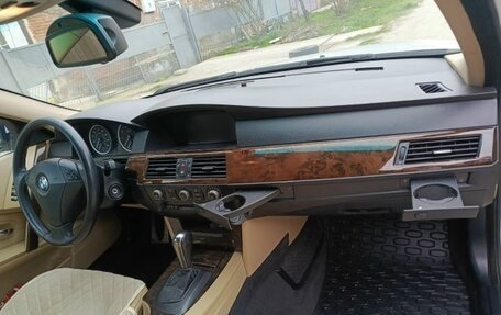 BMW 5 серия, 2005 год, 849 999 рублей, 13 фотография