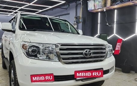 Toyota Land Cruiser 200, 2011 год, 3 200 000 рублей, 3 фотография