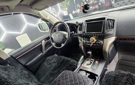 Toyota Land Cruiser 200, 2011 год, 3 200 000 рублей, 15 фотография