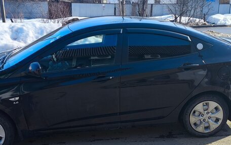 Hyundai Solaris II рестайлинг, 2016 год, 1 150 000 рублей, 3 фотография