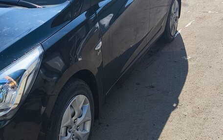 Hyundai Solaris II рестайлинг, 2016 год, 1 150 000 рублей, 2 фотография