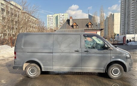Volkswagen Transporter T5 рестайлинг, 2012 год, 1 950 000 рублей, 4 фотография