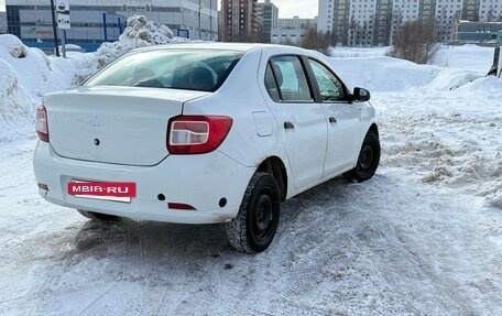 Renault Logan II, 2017 год, 390 000 рублей, 2 фотография